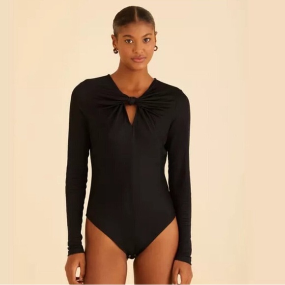 FARM Rio Tops - NWT Farm Rio Black Long Sleeve Twist Front Bodysuit in Black, Size XL